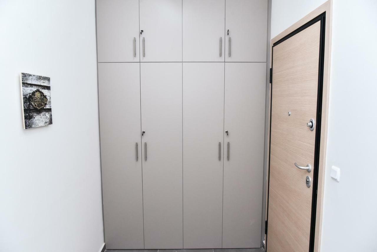 Modern Apartment At Exarchia 1 Bed 2 Pers Athena Bagian luar foto